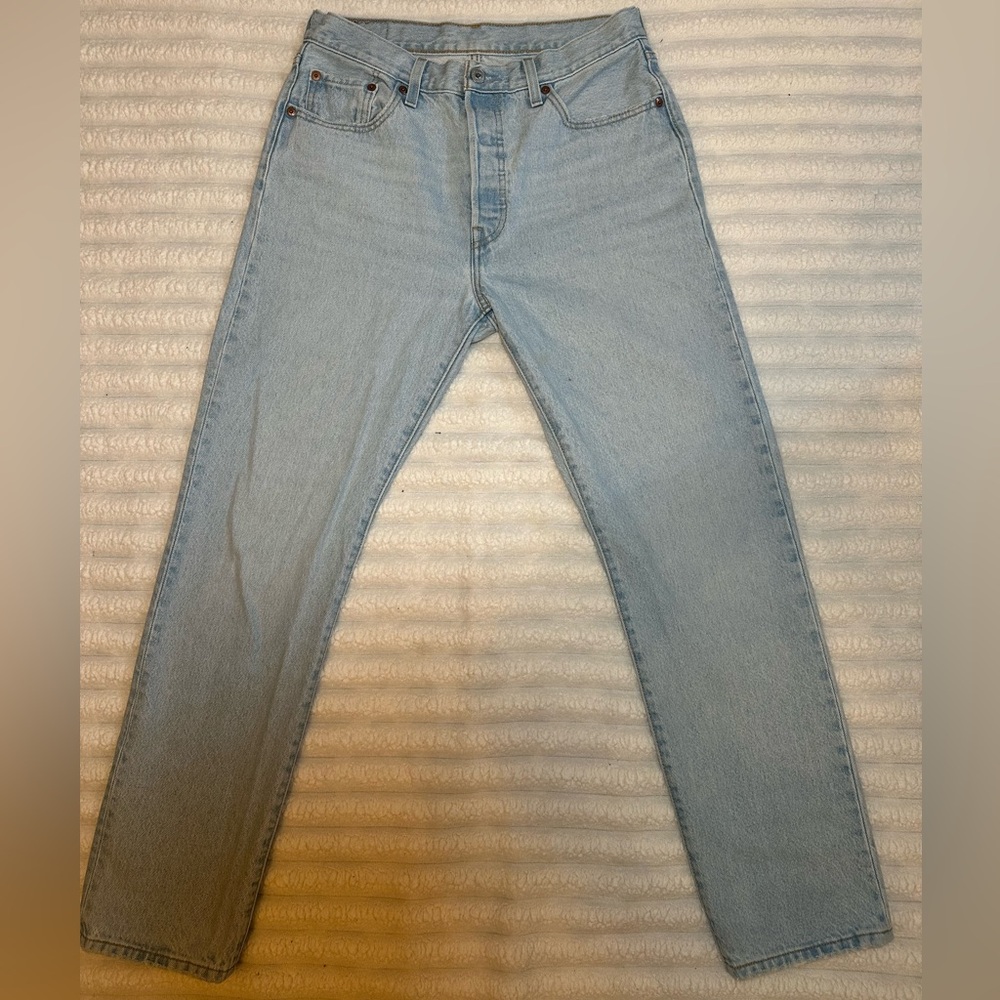 Levi's Men's Light Blue Straight Jeans
